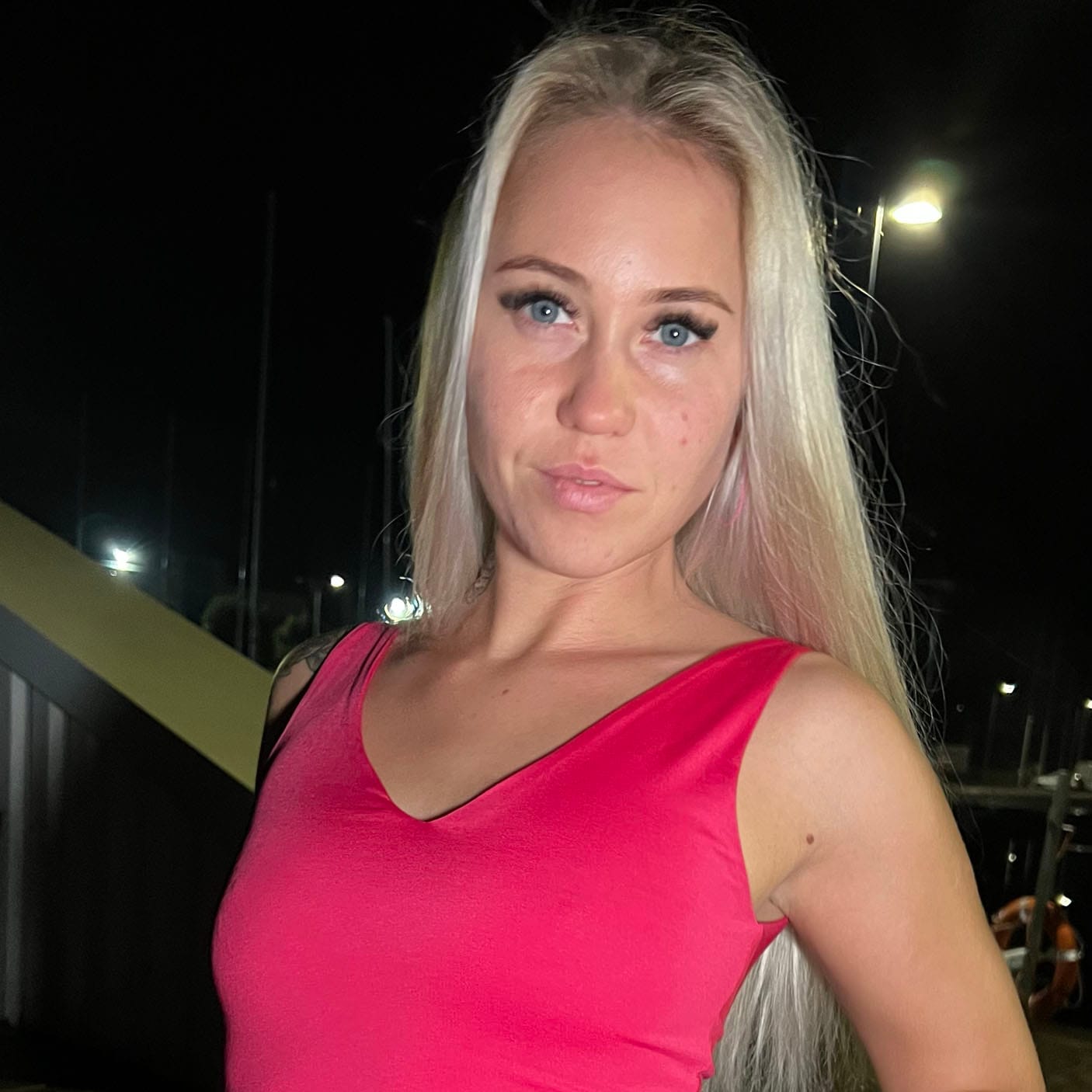 Mia18
