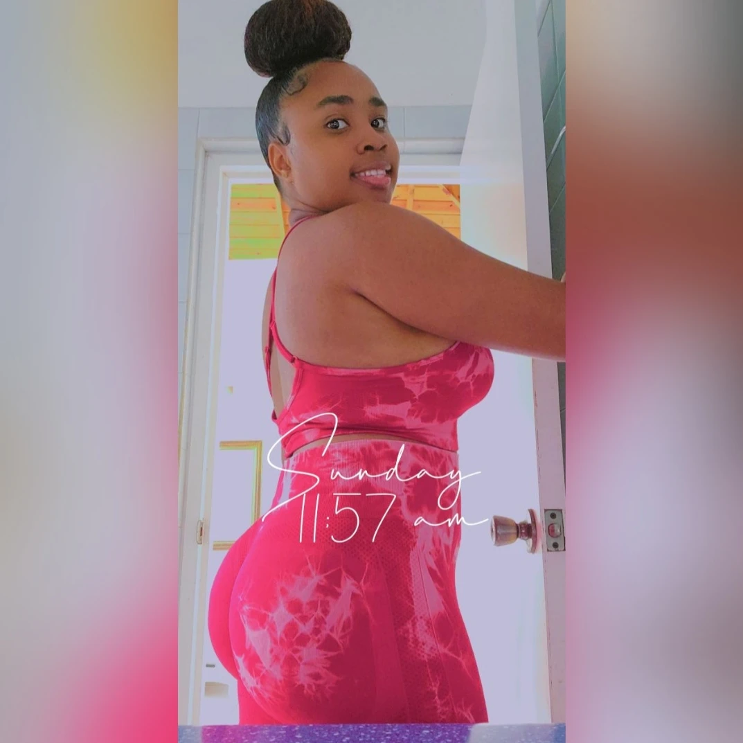 BustyQueen21