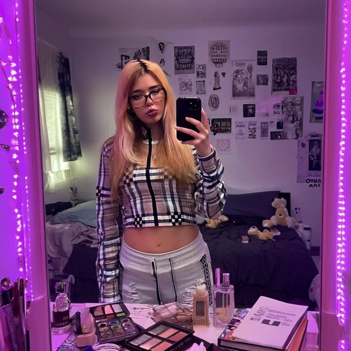 Cici BaddieBLue Fanvue picture
