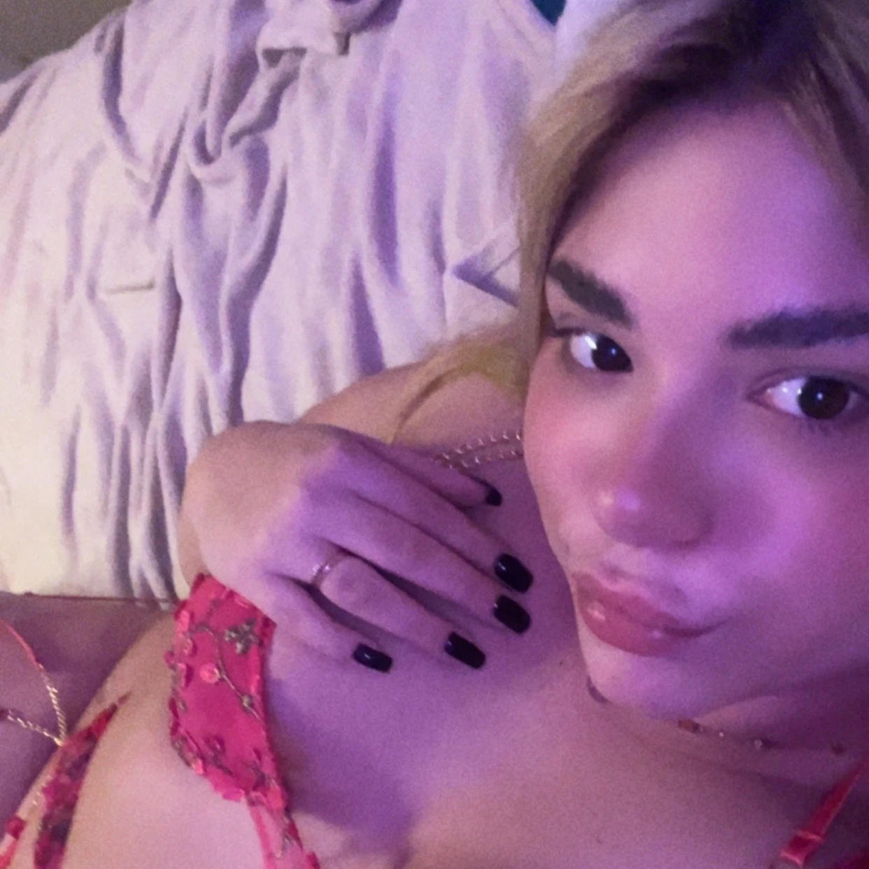 Mia Lux