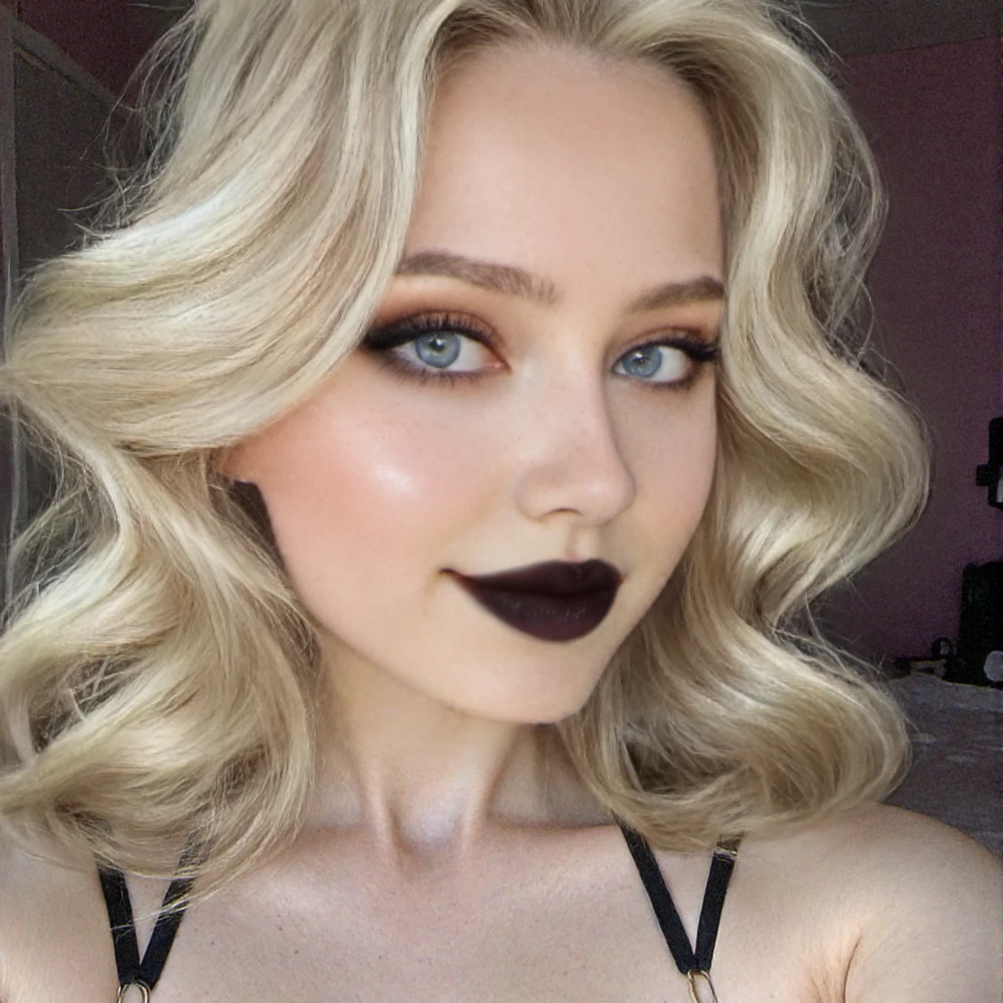 Mea🖤 - Fanvue