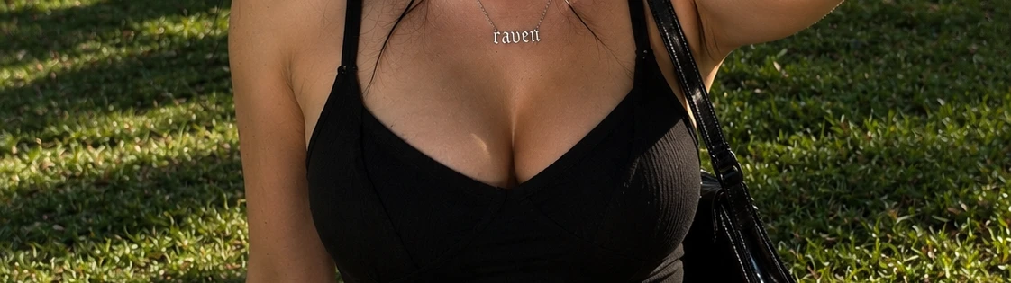 raven_seductress