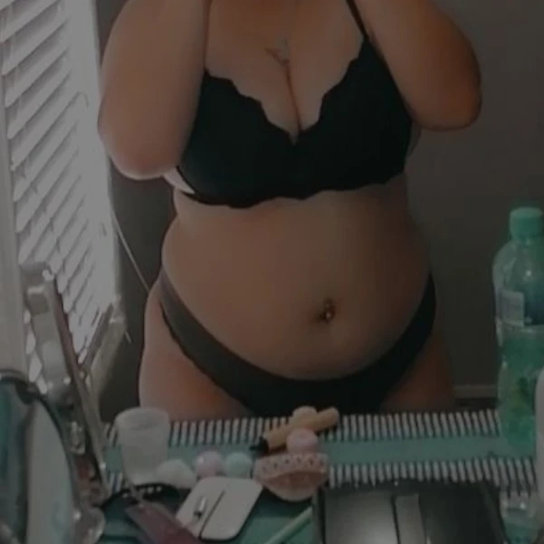 Sexy babe