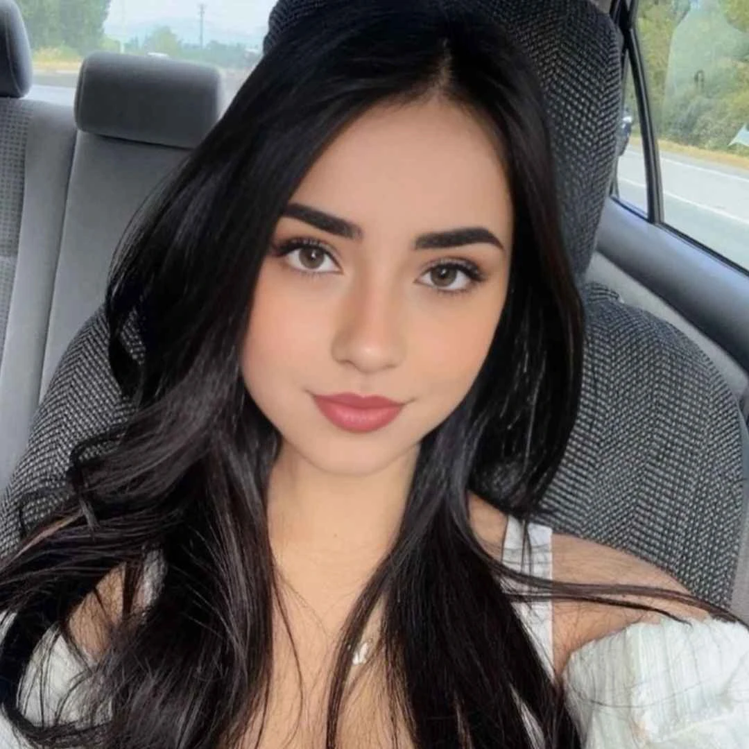 Ava Fanvue picture