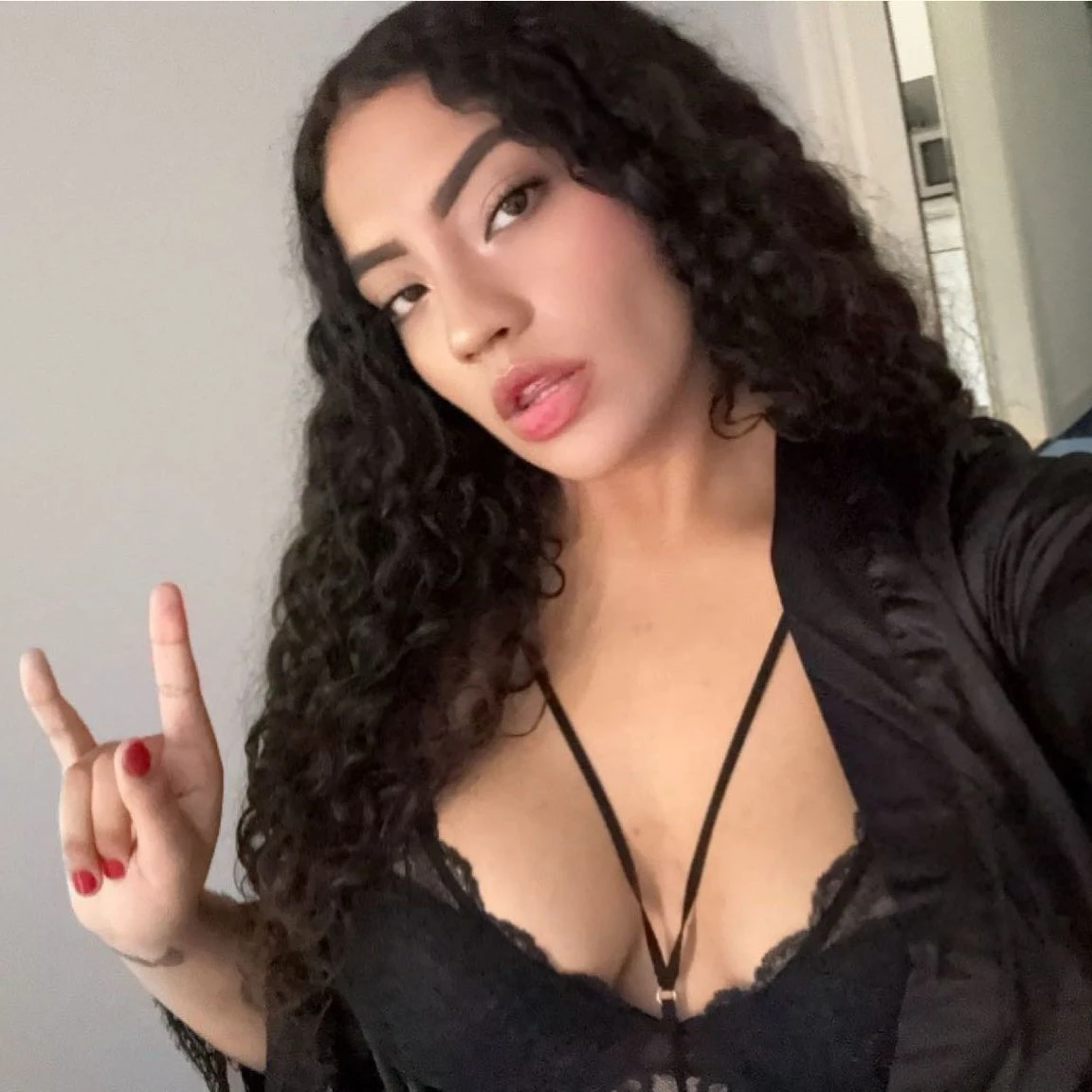 Angela Mirandes Fanvue picture