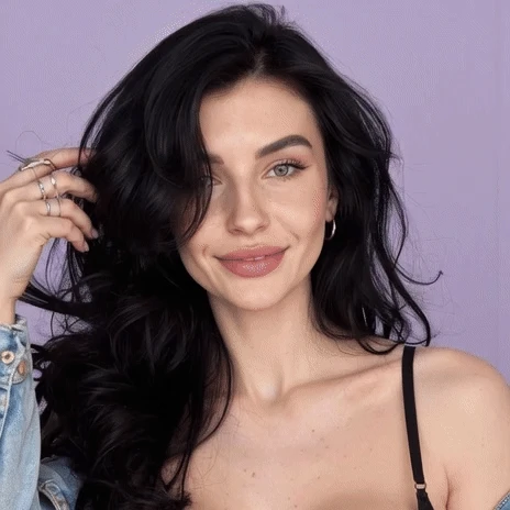Kira Grey