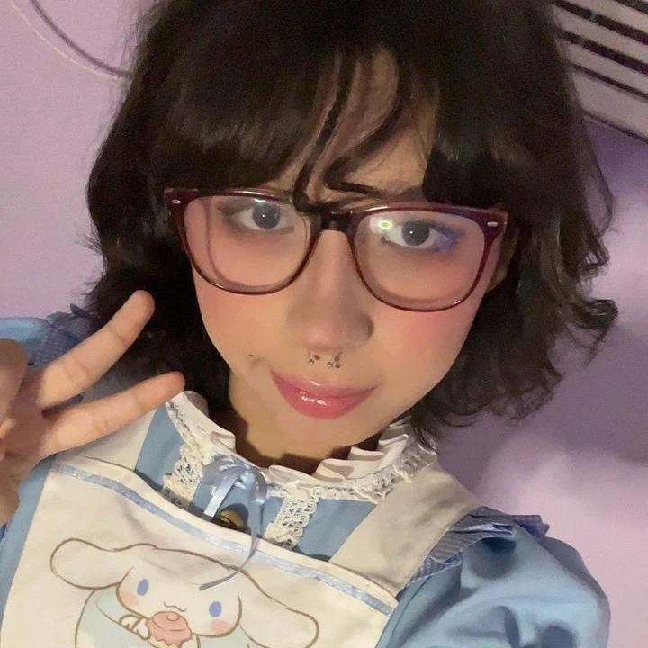 Nini Fanvue picture