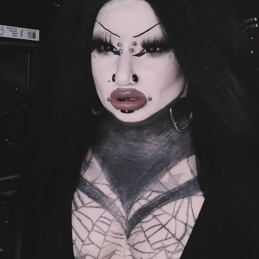 Spider QueenOnline Fanvue picture
