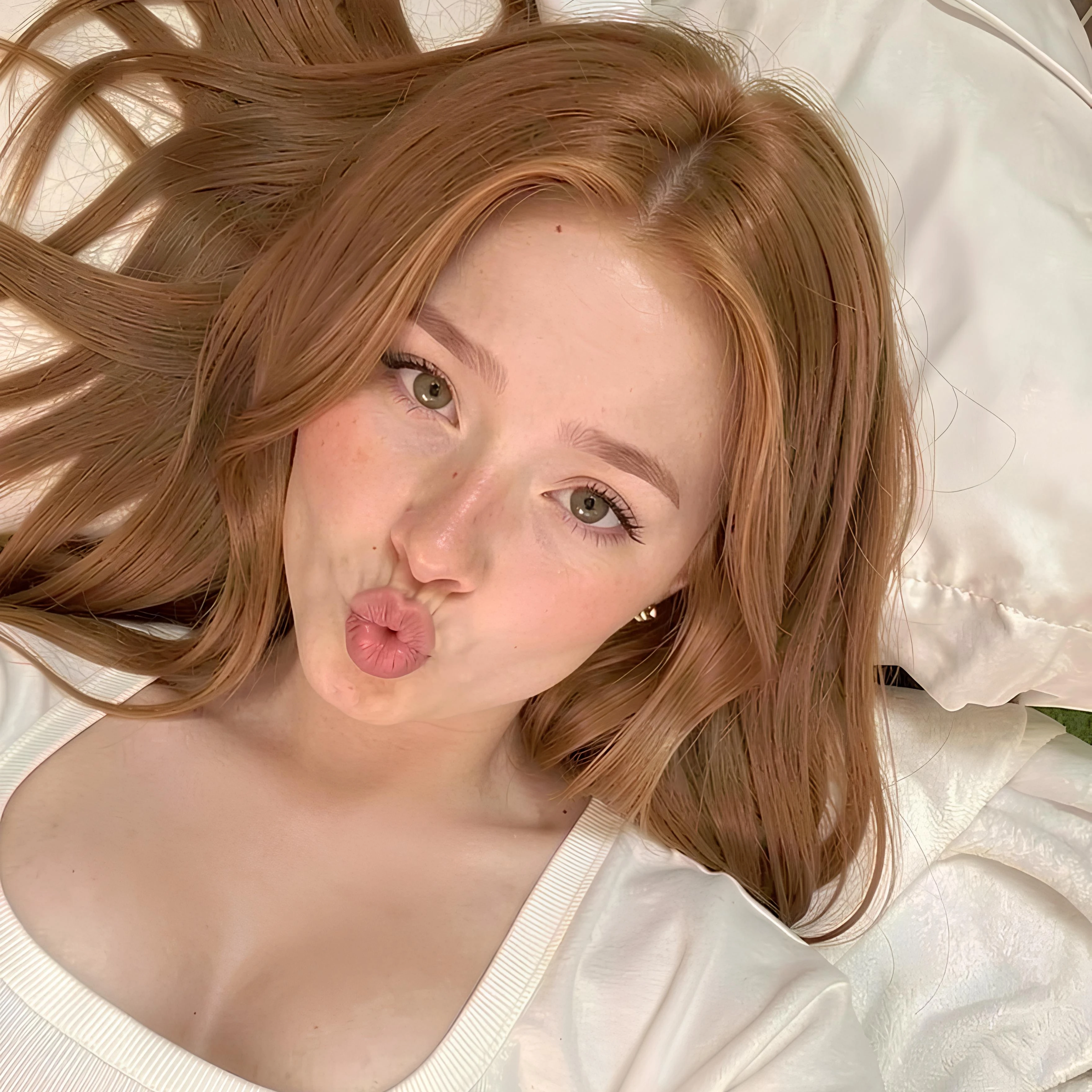 Strawberry profile photo
