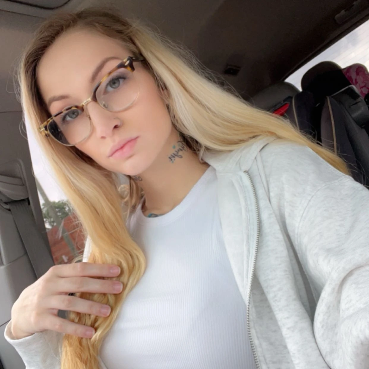 Snowqueen25