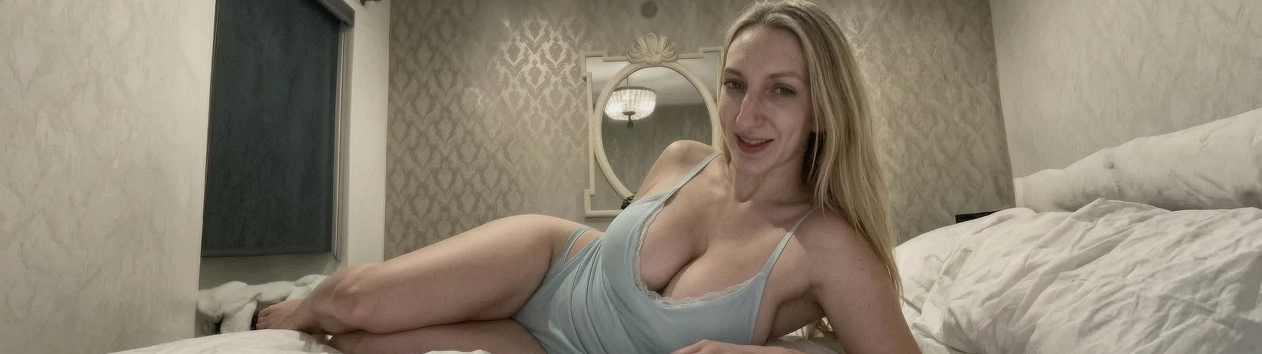 noseybecca