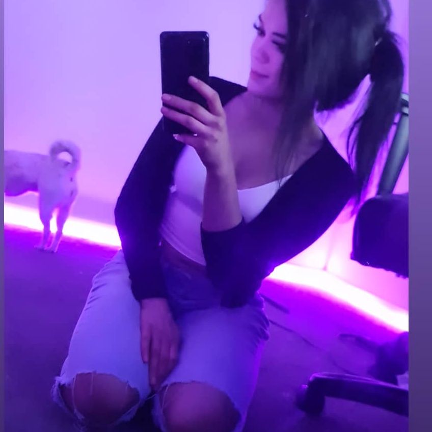 Mysterygal Fanvue picture