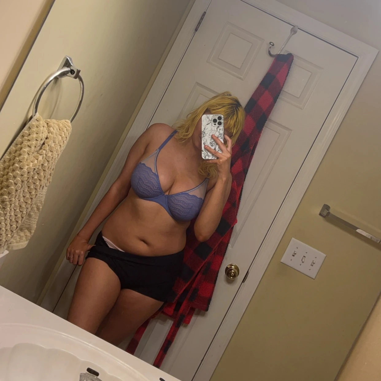 Berry Bella Fanvue picture