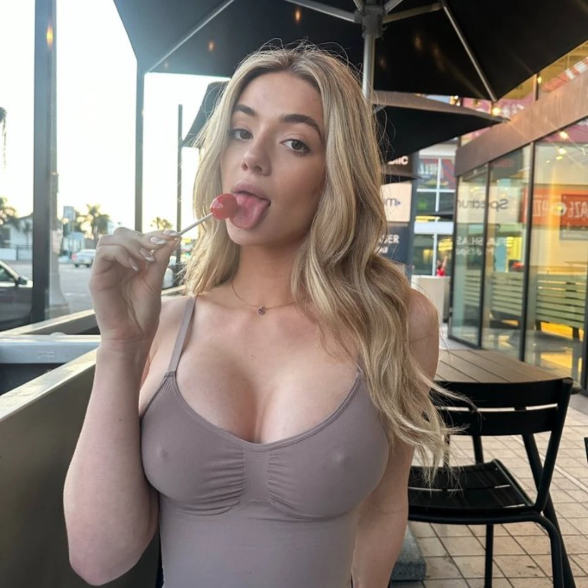 Mia💕